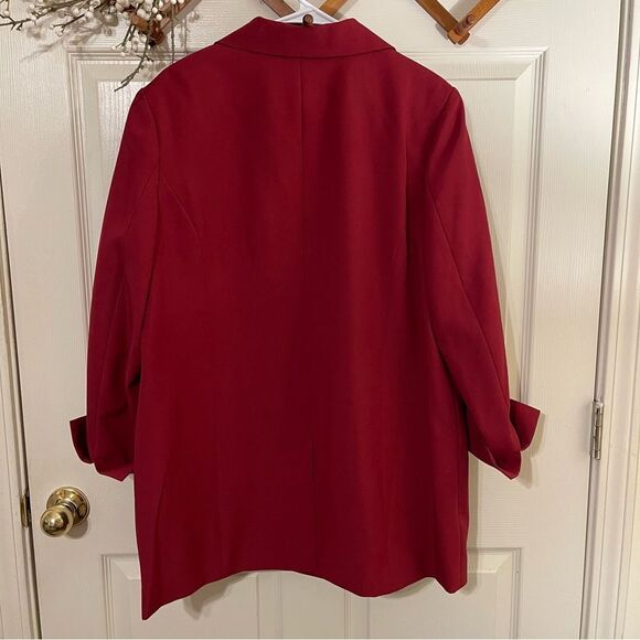 Liz Baker Red Trench Coat Classic Design - Picture 6 of 6